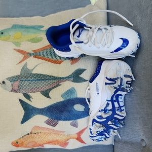 Nike kids softball shoes